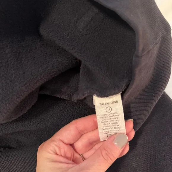 Talentless Show Me the Love Hoodie Size M - Picture 8 of 8